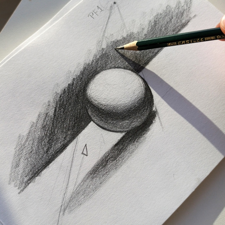Estudo de sombreamento, luz e sombra projetada a grafite